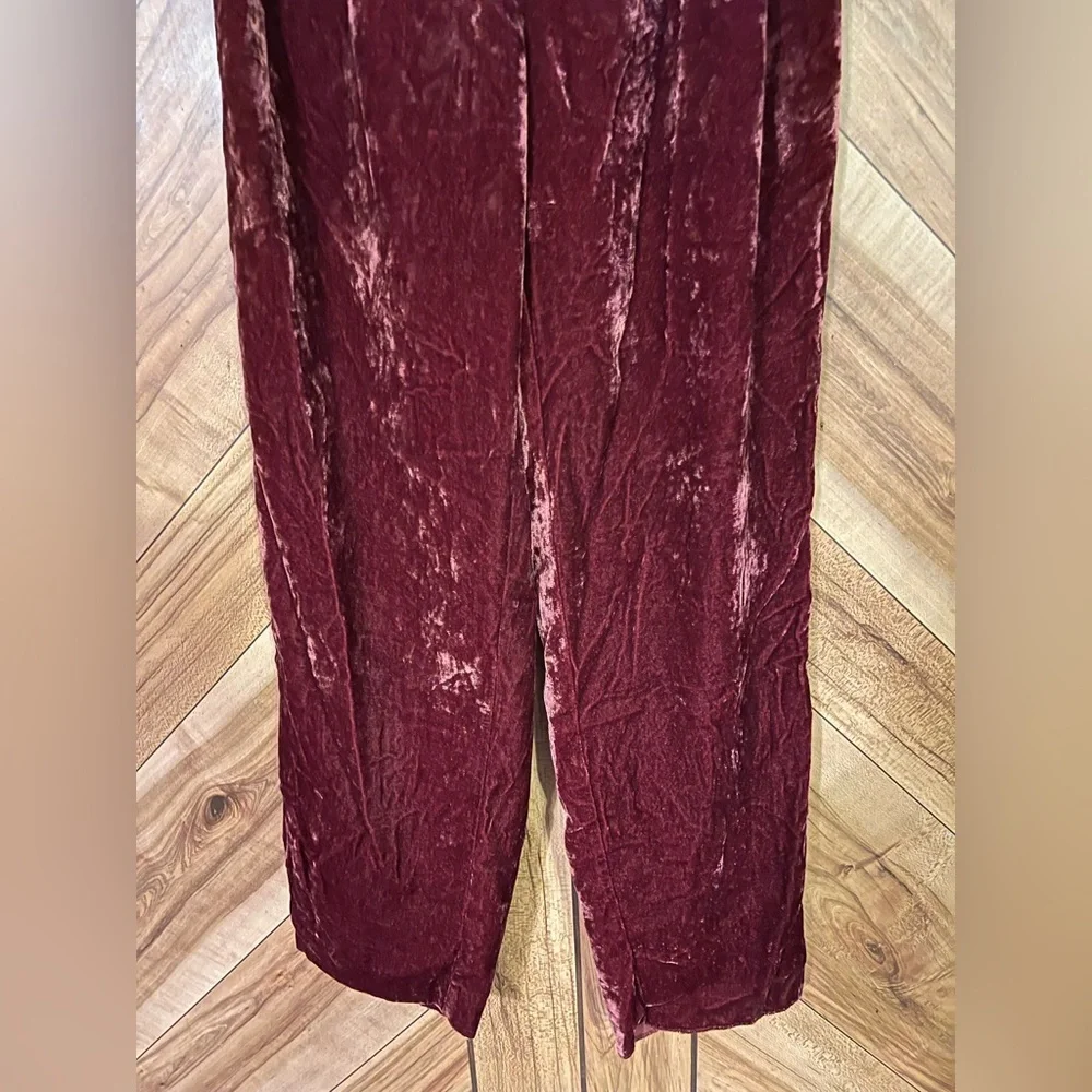 Madewell Women’s XS Burgundy Wine Velvet Tapered Pleat Pull On Pants